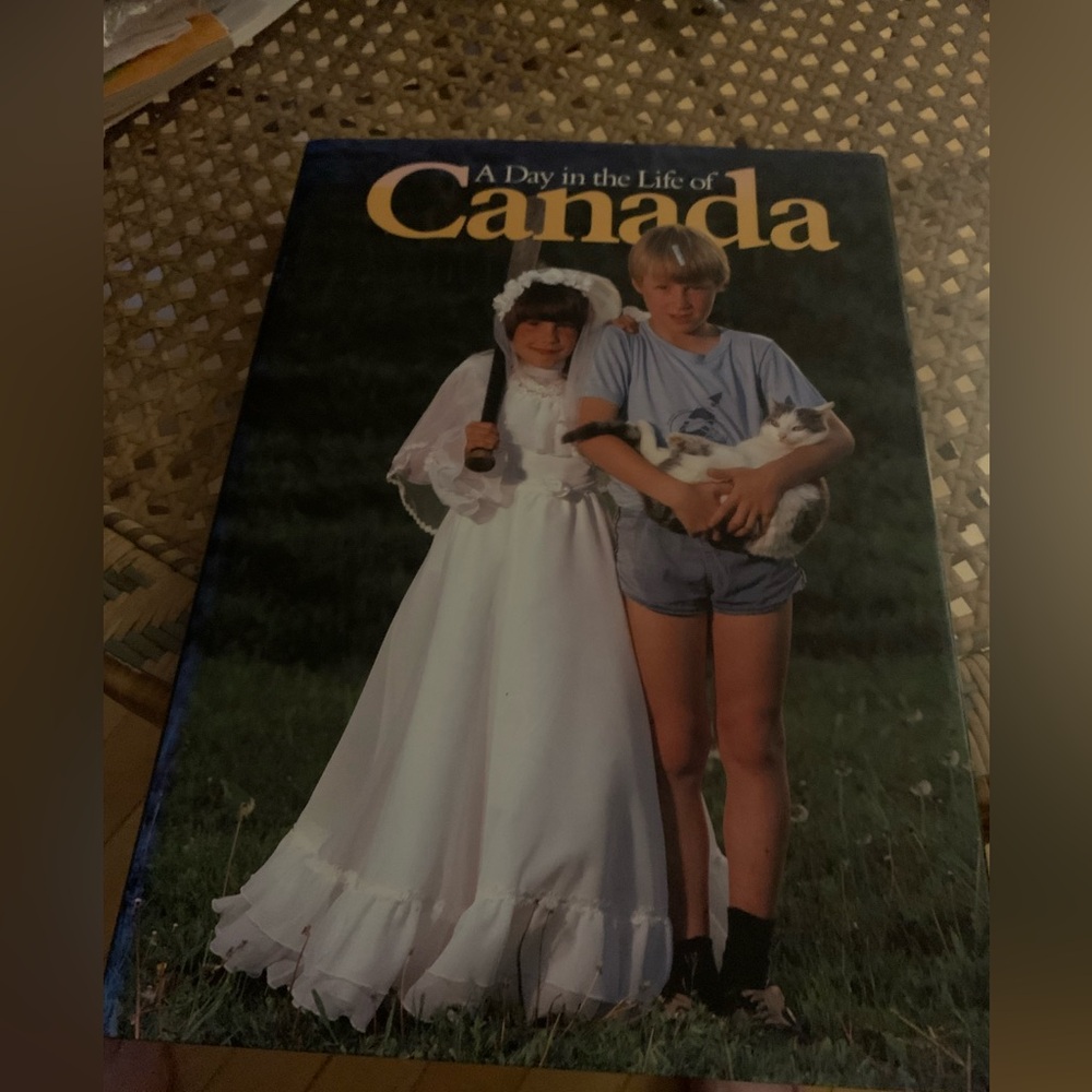 A Day In The Life of Canada MINT Hard Cover